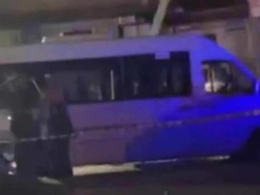 В Севастополе пешеход скончался под колесами автобуса В Севастополе пешеход скончался под колесами автобуса