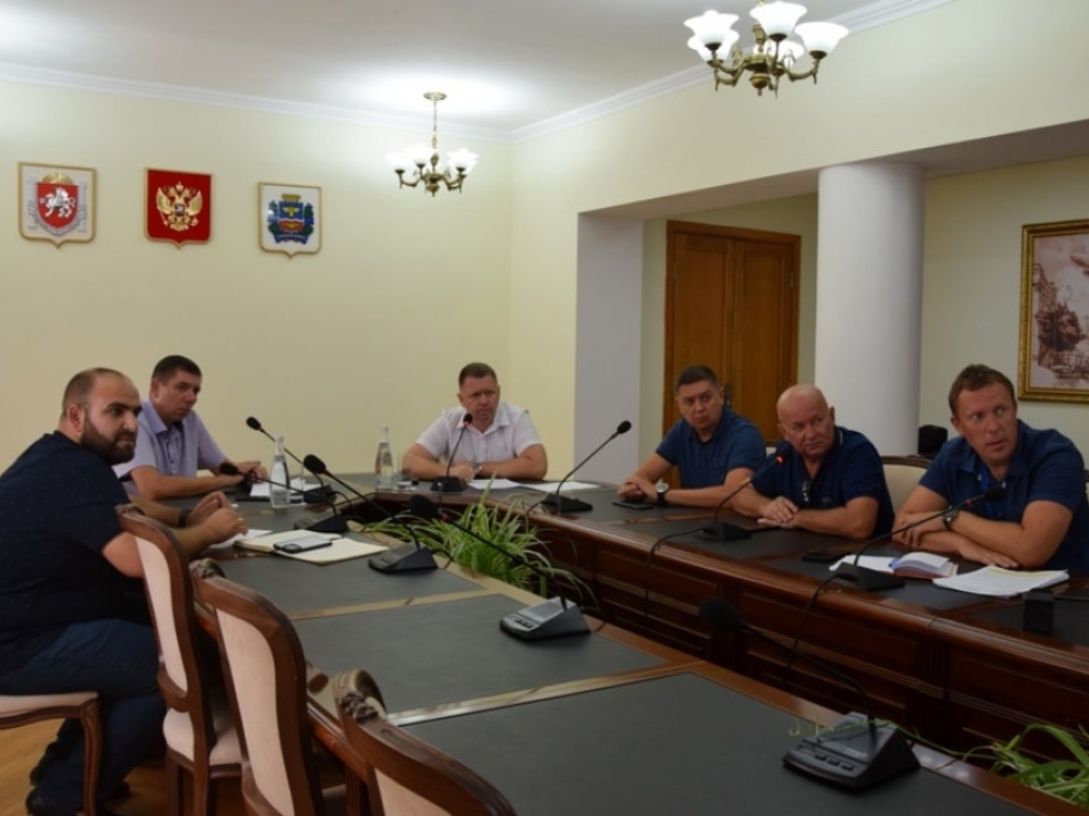 В Симферополе в ходе публичных слушаний обсудили проект схемы теплоснабжения. В Симферополе в ходе публичных слушаний обсудили проект схемы теплоснабжения.