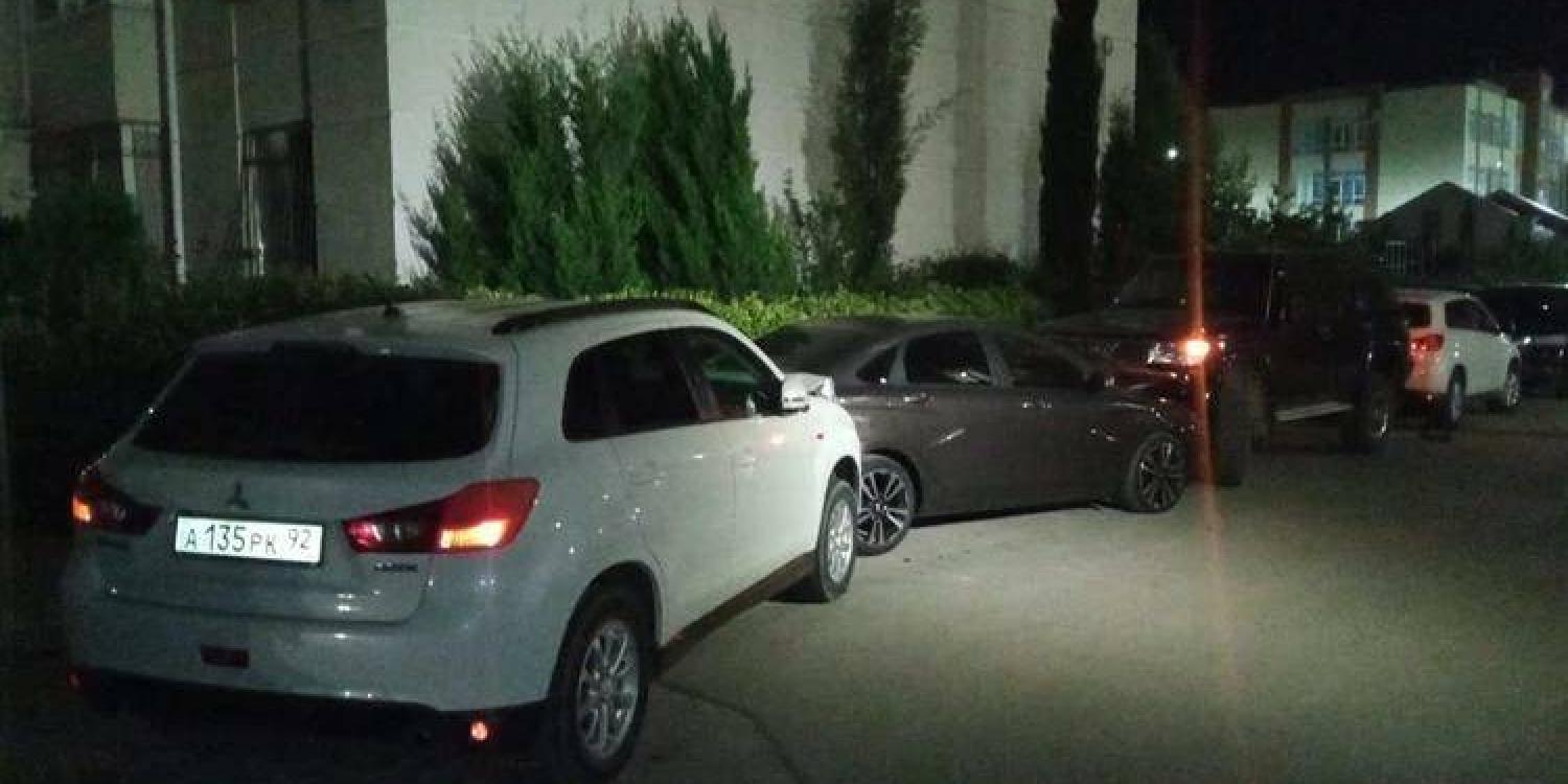 В Симферополе вечером 4 сентября столкнулись 4 автомобиля В Симферополе вечером 4 сентября столкнулись 4 автомобиля