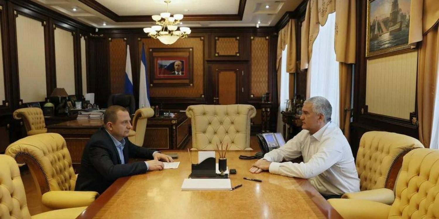 Новый врио министра внутренней политики по Крыму был представлен Михаилом Назаровым Новый врио министра внутренней политики по Крыму был представлен Михаилом Назаровым