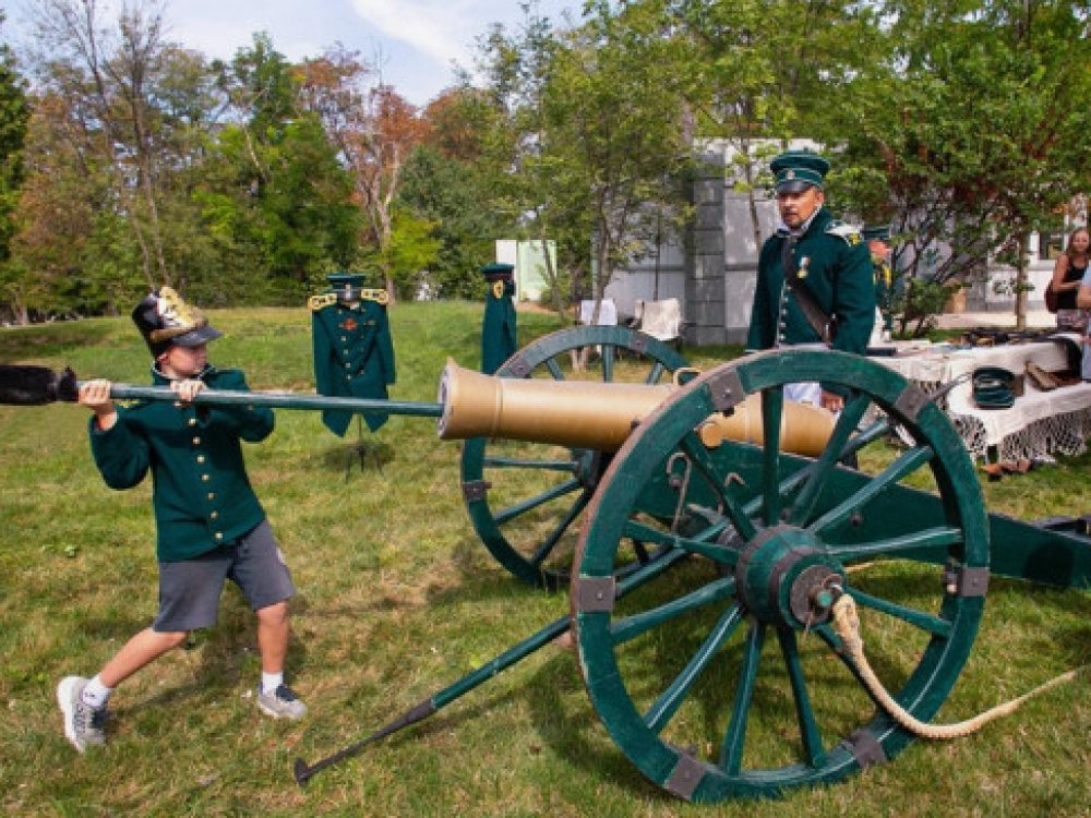 Звуки «Русской Трои» напугали жителей Севастополя Звуки «Русской Трои» напугали жителей Севастополя