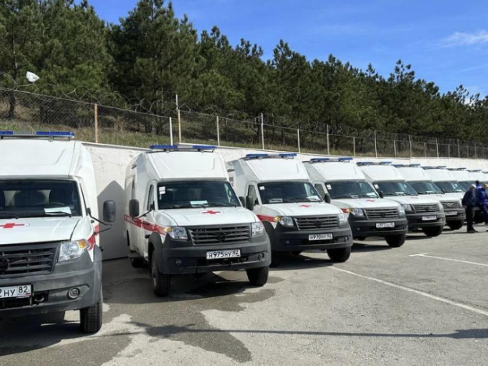Крымские бригады скорой помощи получили 24 спецавтомобиля Крымские бригады скорой помощи получили 24 спецавтомобиля