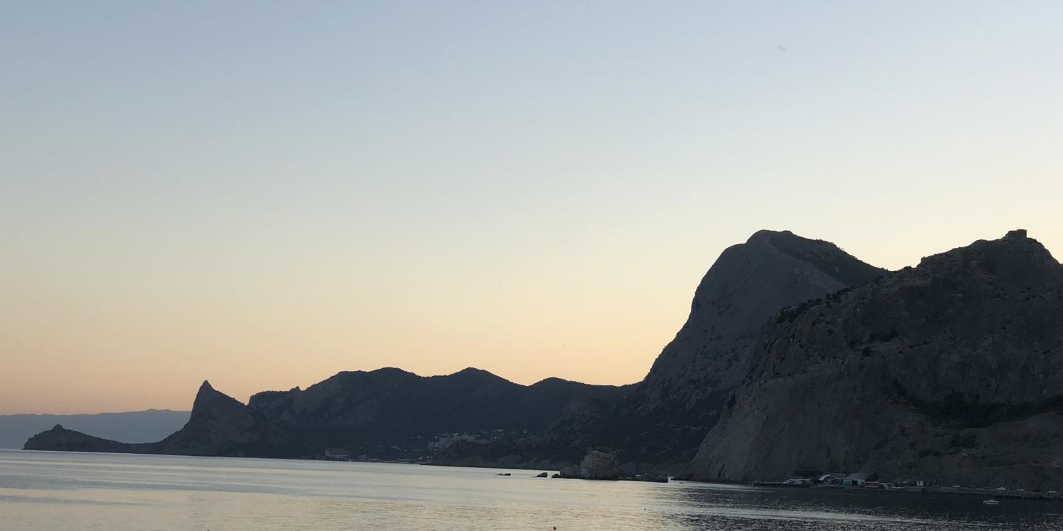 Движение паромов было снова остановлено через Керченский пролив Движение паромов было снова остановлено через Керченский пролив