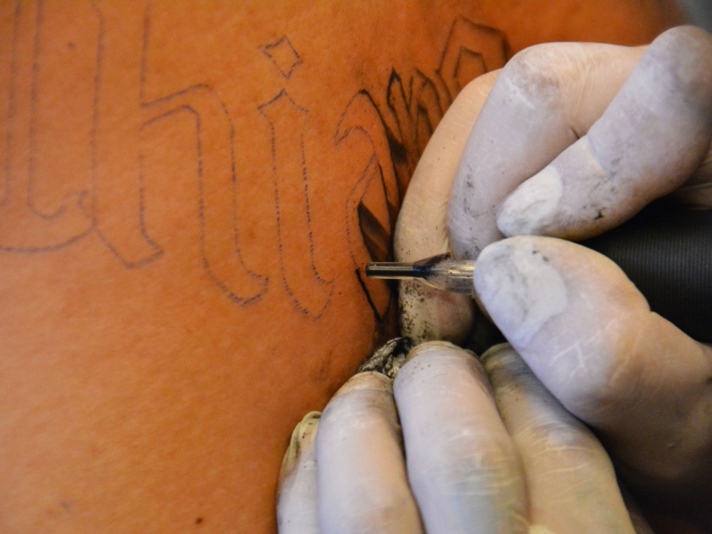 Мужчину привлекут к ответственности в Севастополе за тату с нацистским орлом Мужчину привлекут к ответственности в Севастополе за тату с нацистским орлом