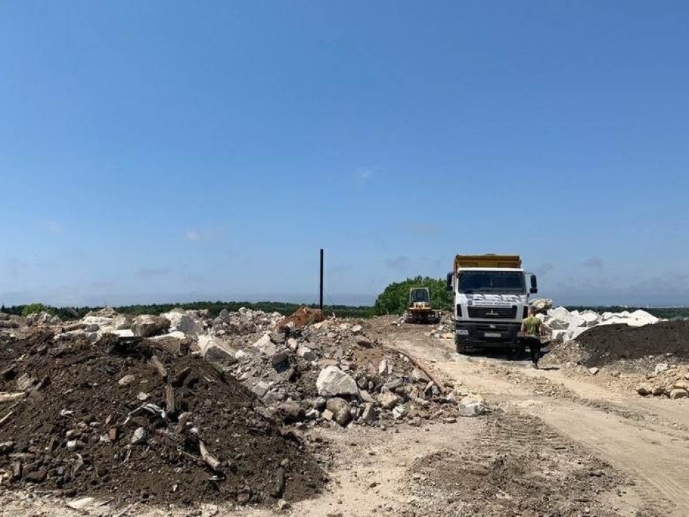 Арендатор участка в Севастополе заплатит почти 20 млн рублей за свалку строительных отходов Арендатор участка в Севастополе заплатит почти 20 млн рублей за свалку строительных отходов