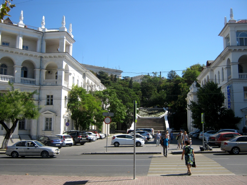 Скульптор из Москвы обвинил в плагиате автора известной достопримечательности в Севастополе Скульптор из Москвы обвинил в плагиате автора известной достопримечательности в Севастополе