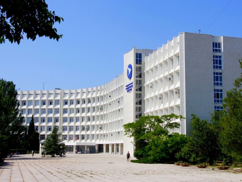 Граждане из ДНР, ЛНР и Украины могут пройти обучение в Севастополе Граждане из ДНР, ЛНР и Украины могут пройти обучение в Севастополе