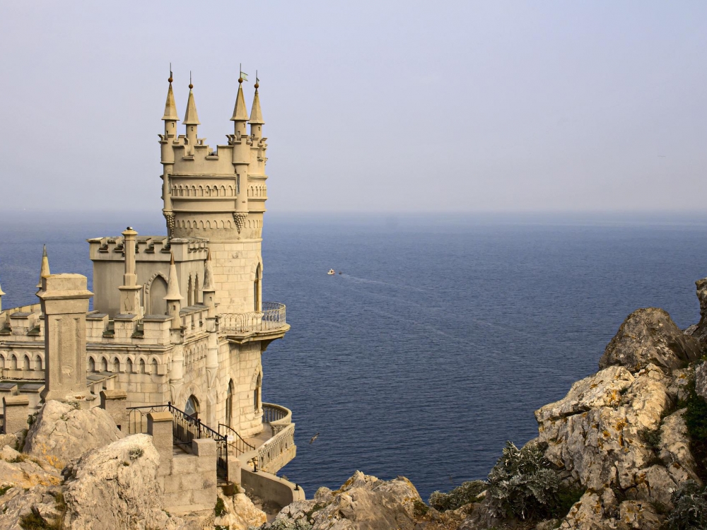 Крым попал в топ популярных направлений отдыха в бархатный сезон Крым попал в топ популярных направлений отдыха в бархатный сезон